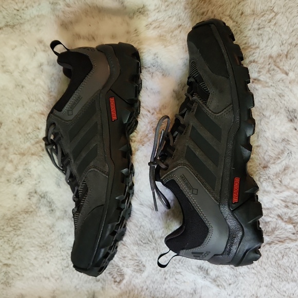Adidas Traxion Gore-Tex Hiking Shoes Sneakers Adiprene - Picture 3 of 4
